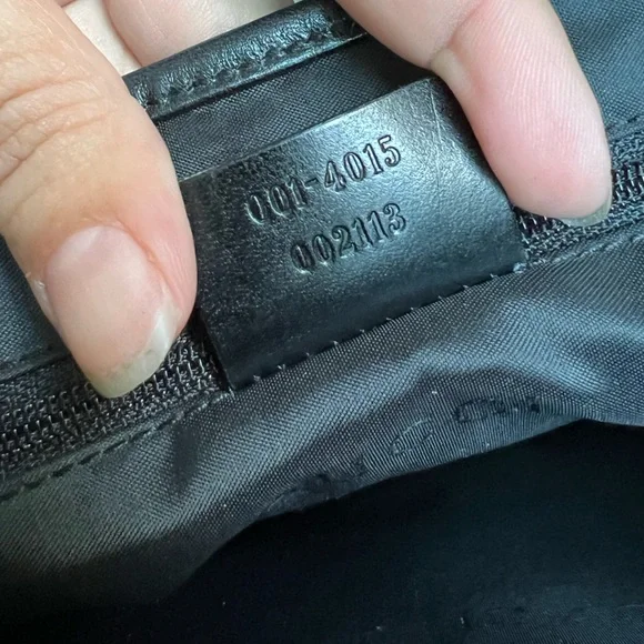 Gucci Jackie monogram with chain strap